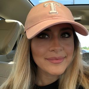 Meet your Posher, Julia